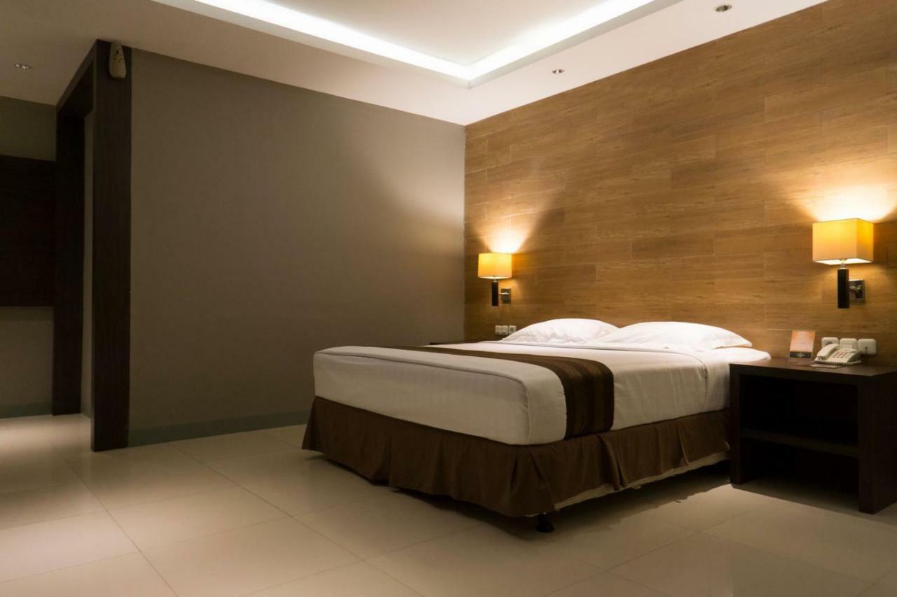 Hotel Asri Plaza Asia Tasikmalaya Exterior foto